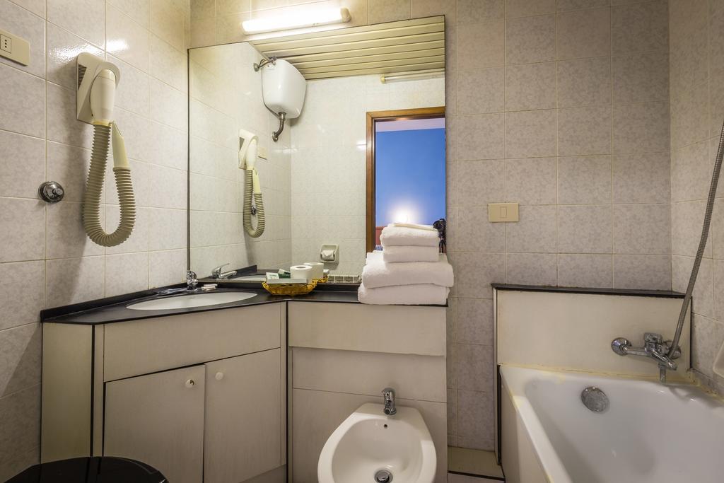 Hotel Real Florencie Exteriér fotografie